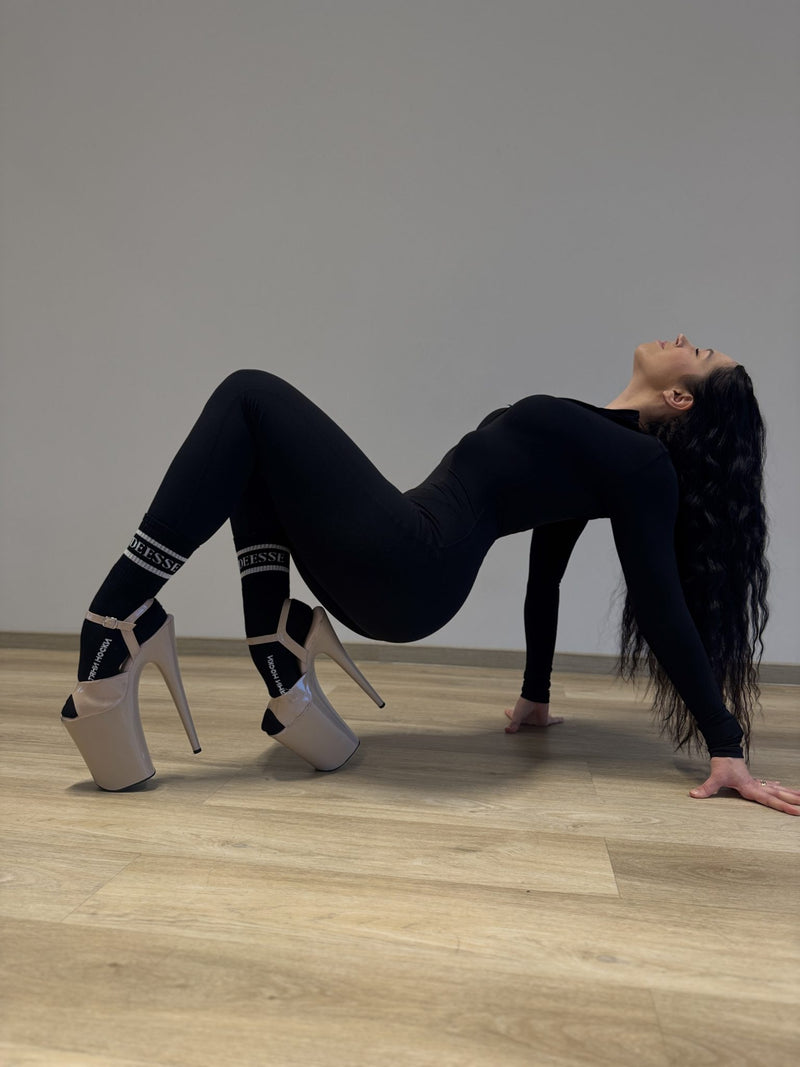 DEESSE Black Socks