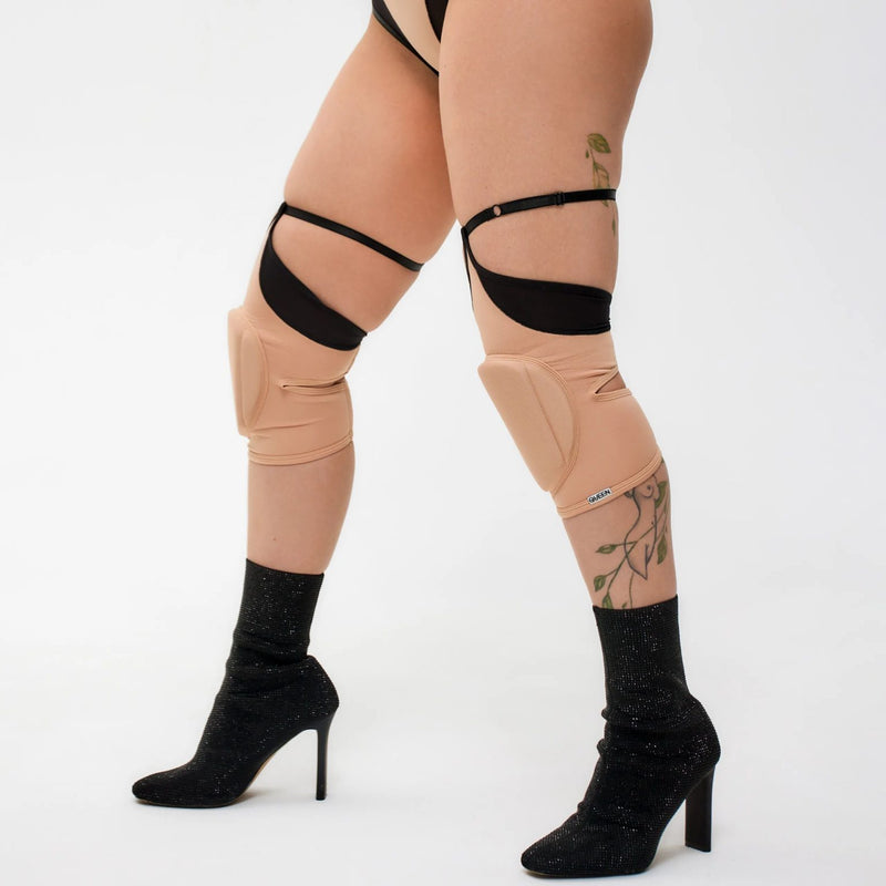 Garter Knee Pads – Fire Touch – Latte