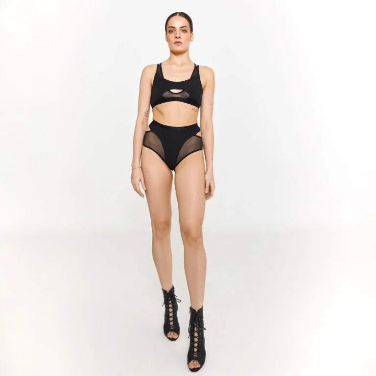 High-waisted Shorts – Black Candy