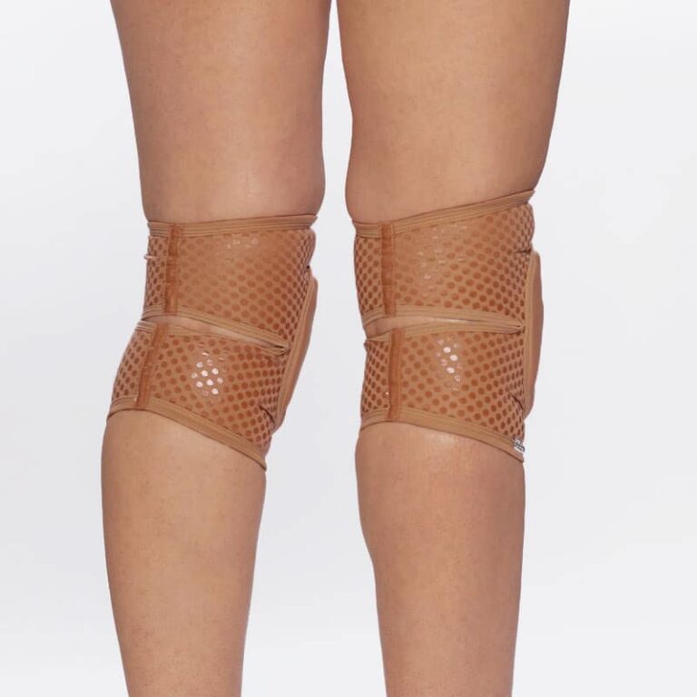 Grippy knee pads – Nude-Caramel