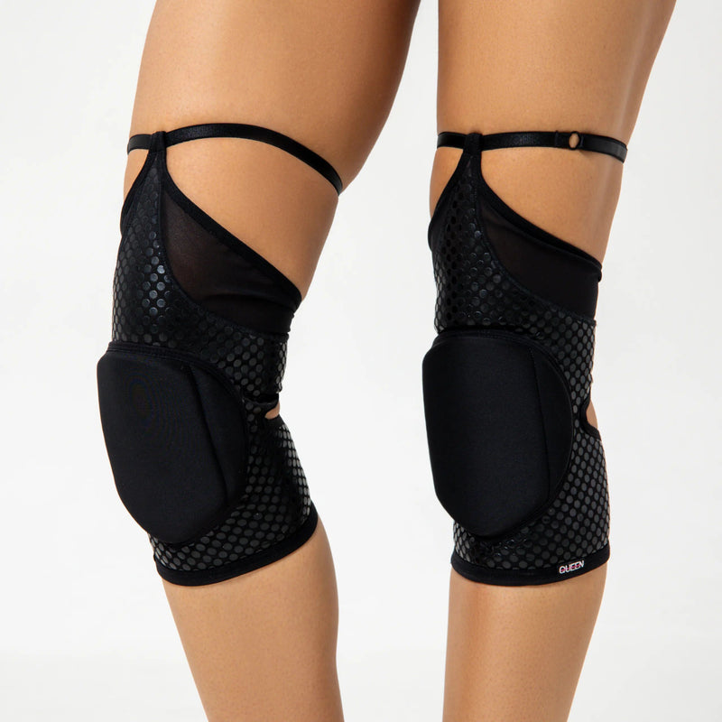 Grippy knee pads – Black Fire
