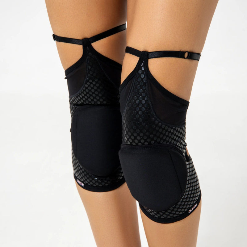 Grippy knee pads – Black Fire