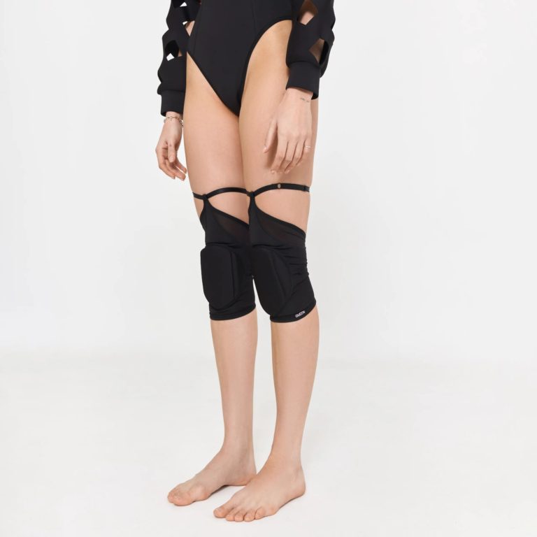Garter Knee Pads – Black Fire