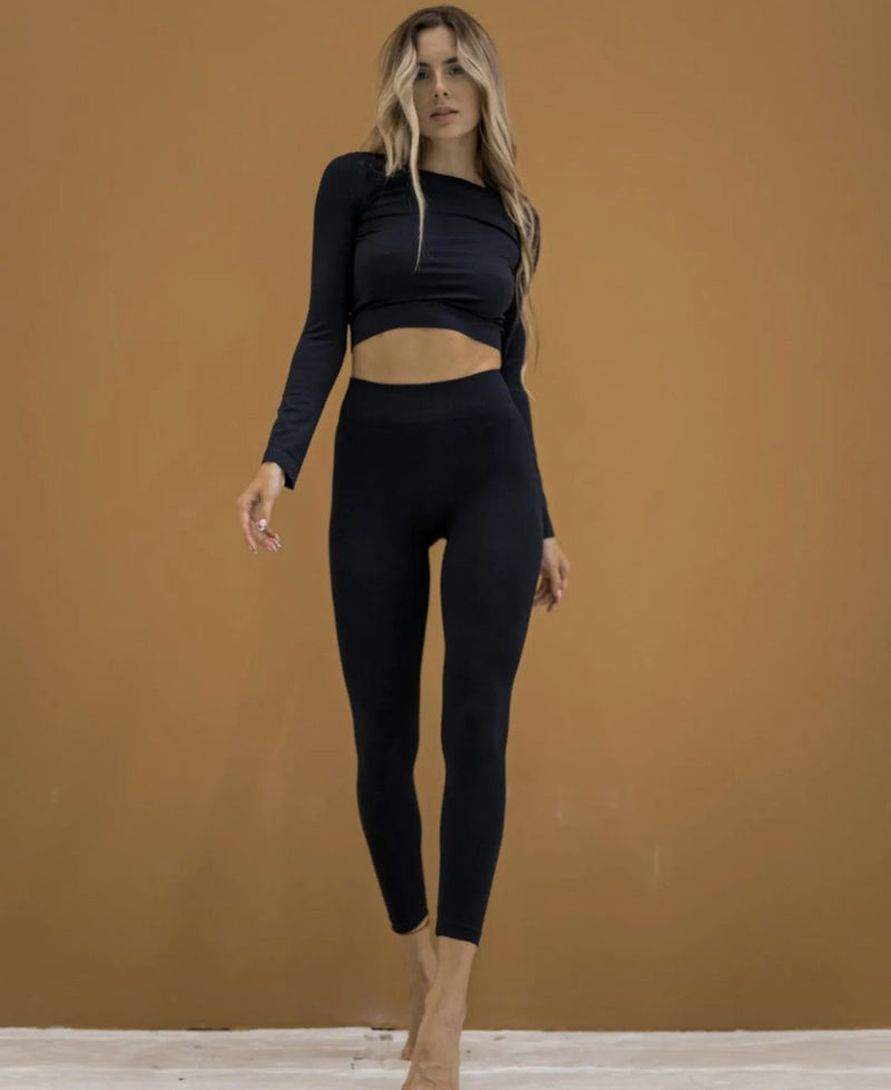 Black seamless set