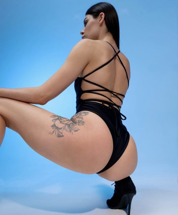 Lace-up Body Black