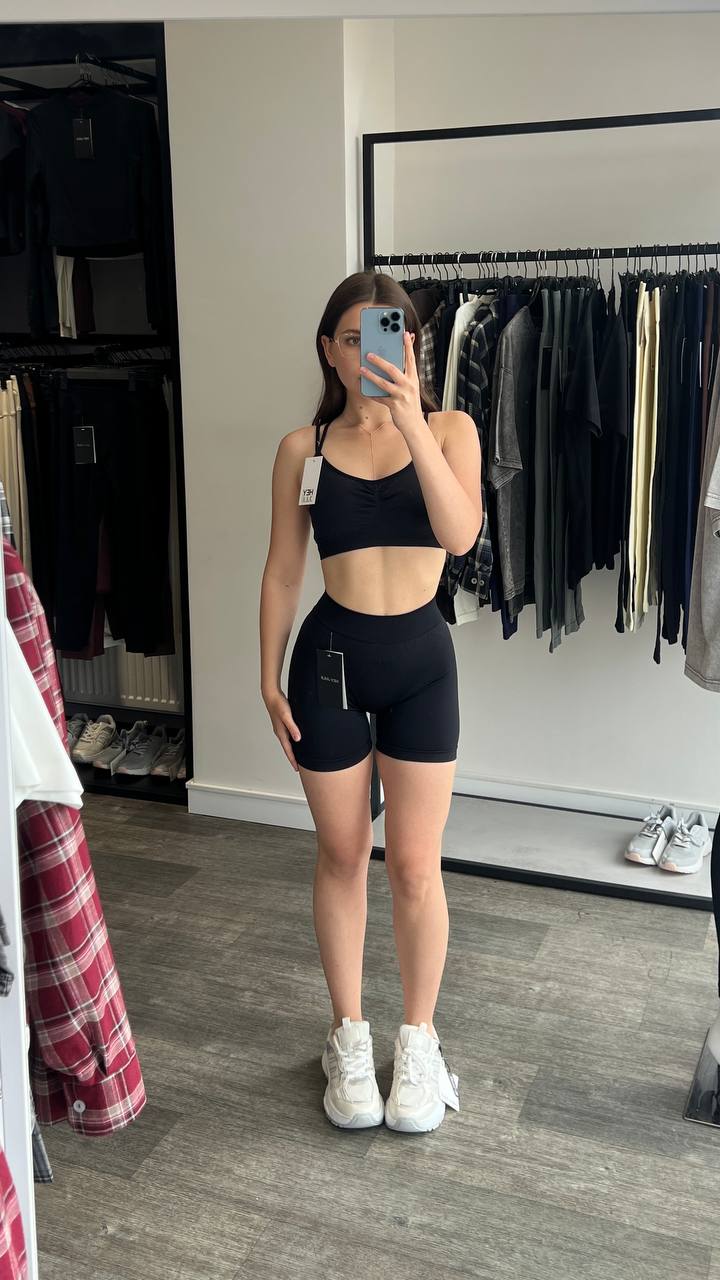 Booty Scrunch Black Shorts