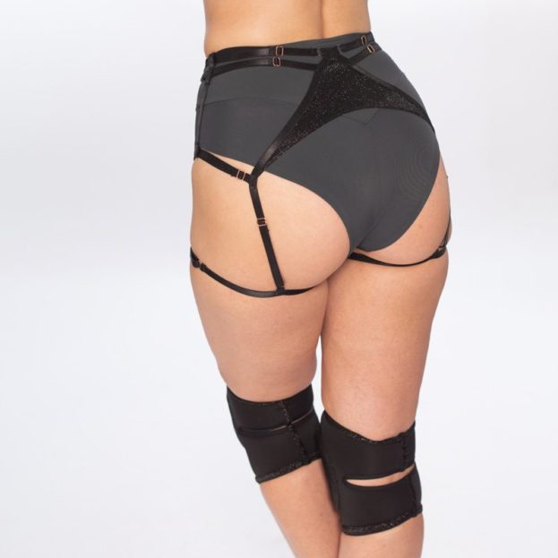 Garter belt Black Shine