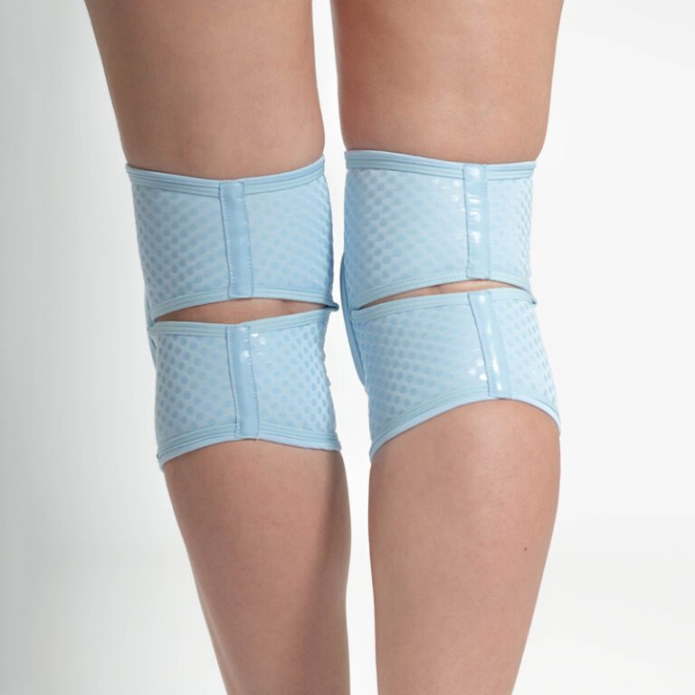 Grippy knee pads “Sky Blue” – XS size
